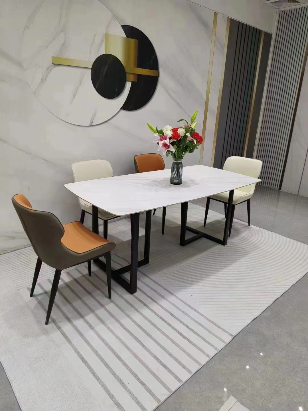 Designing Chic Dining Tables: Exploring Height, Color, and Style